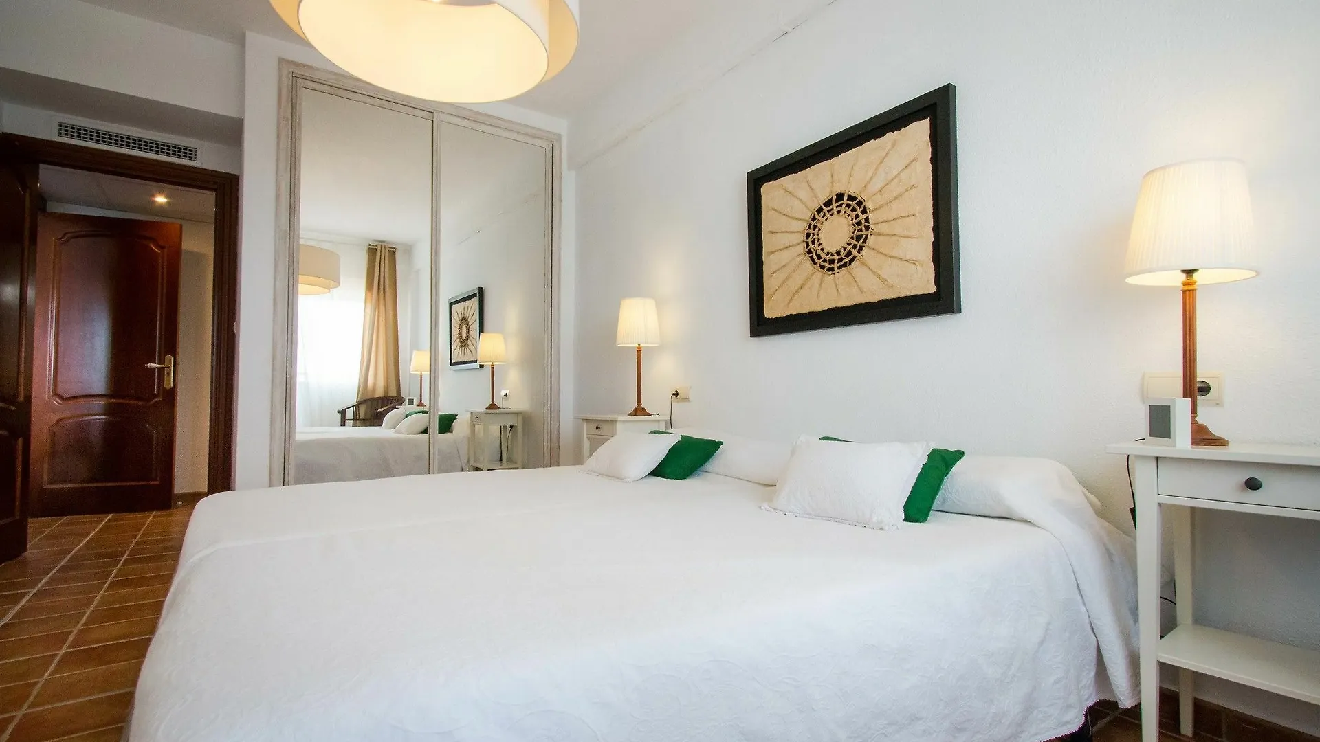 Holidays2Carvajal Sea Side Fuengirola Hiszpania